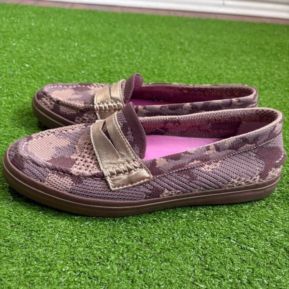 Cole Haan Women's 8B Grand OS Purple Camo Pinch Weekender Penny Loafers Slip On - Picture 4 of 8